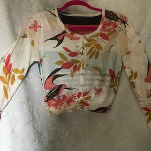 Super cute and different short cardigan 100%cotton